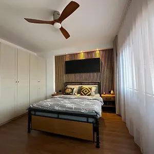 Apartament Andel With Terrace, Praga